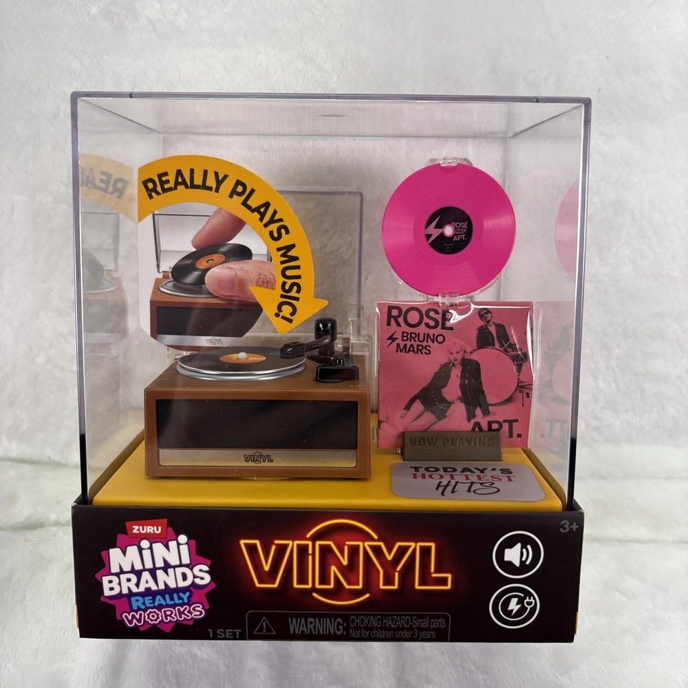 Mini Brands Really Works Vinyl Playset Series 1 - In Hand